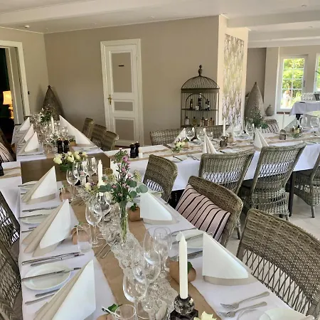 מלון Aerohus Ærøskøbing